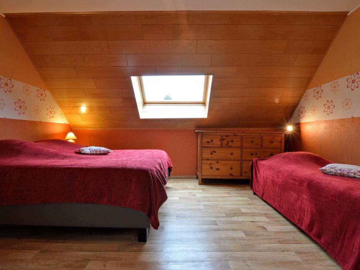 Holiday home Alluring In With Garden